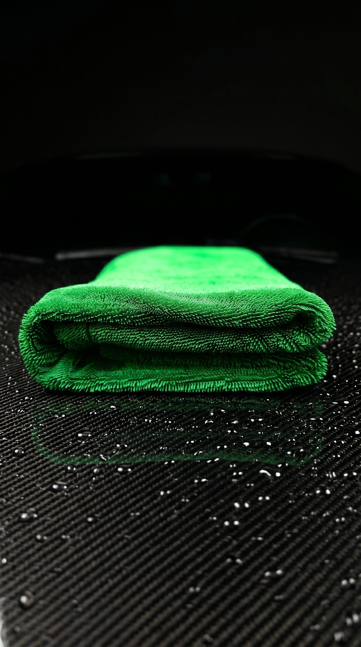 Emerald Microfiber Drying Towel - 1200 GSM Twisted Loop | Ultra-Absorbent